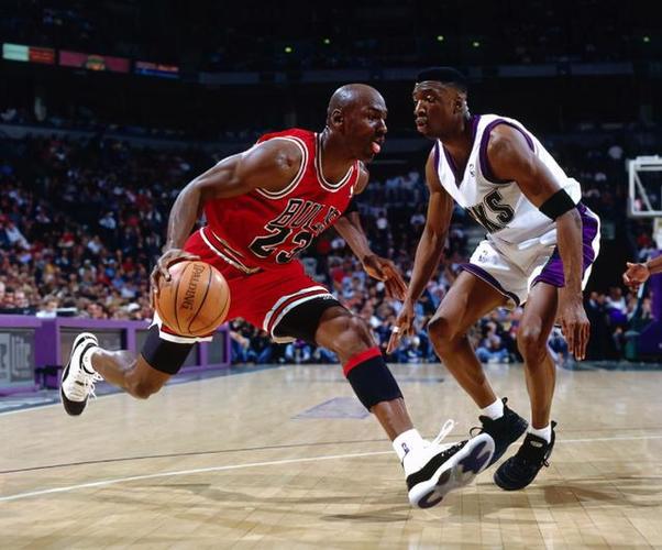 心球员的阿 心球员的阿