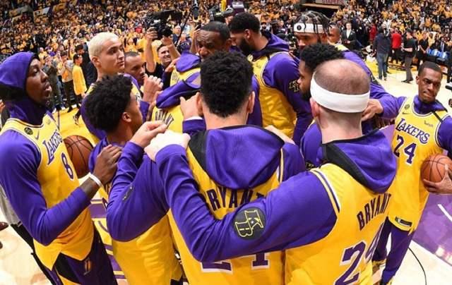 还是权限管 还是权限管